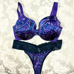 Soma gorgeous, purple & black with hints of pink paisley - bra and medium thong